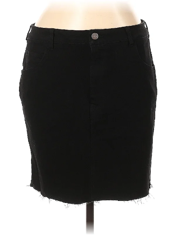 Closeout Casual Skirt
