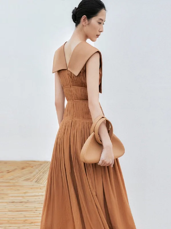 Deal Frenzy Carry Sleeveless Double V-neck Pleated Dress