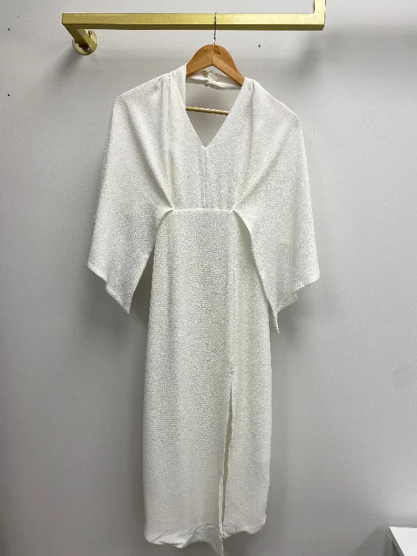 Unmissable Offer Backless White Dress with Front Slit