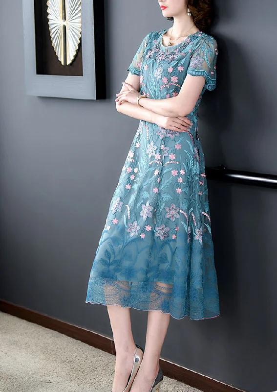 Instant Savings New summer blue embroidered plus-size dress