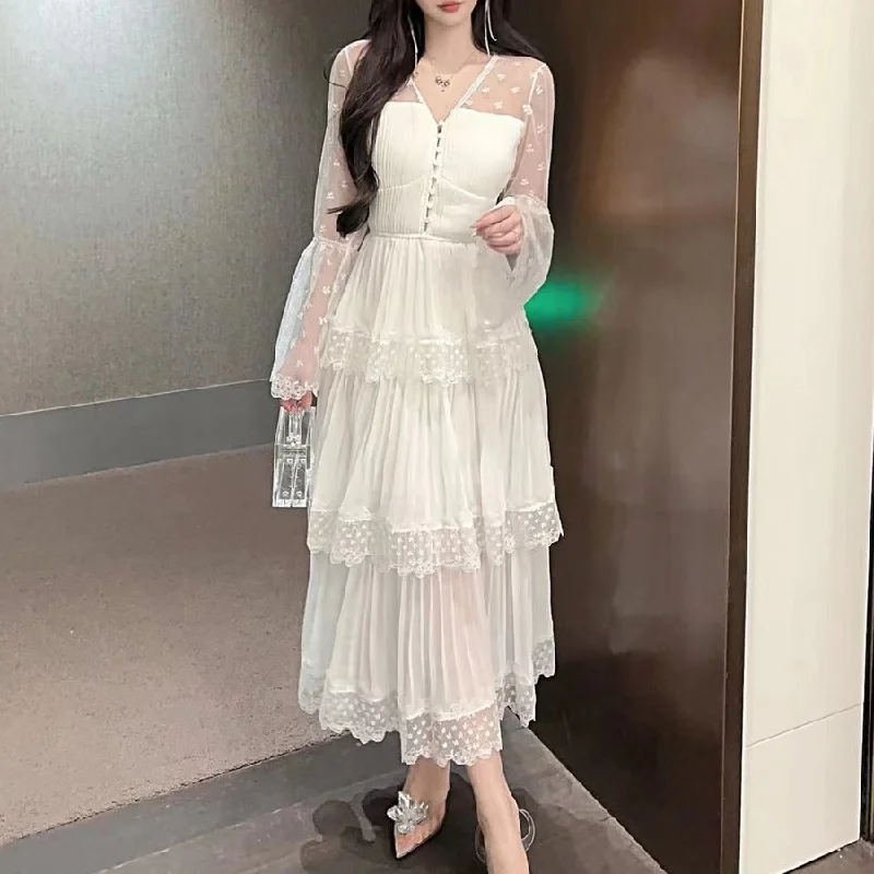 Take Advantage Elegant V-Neck  Flare Sleeves Long Dress
