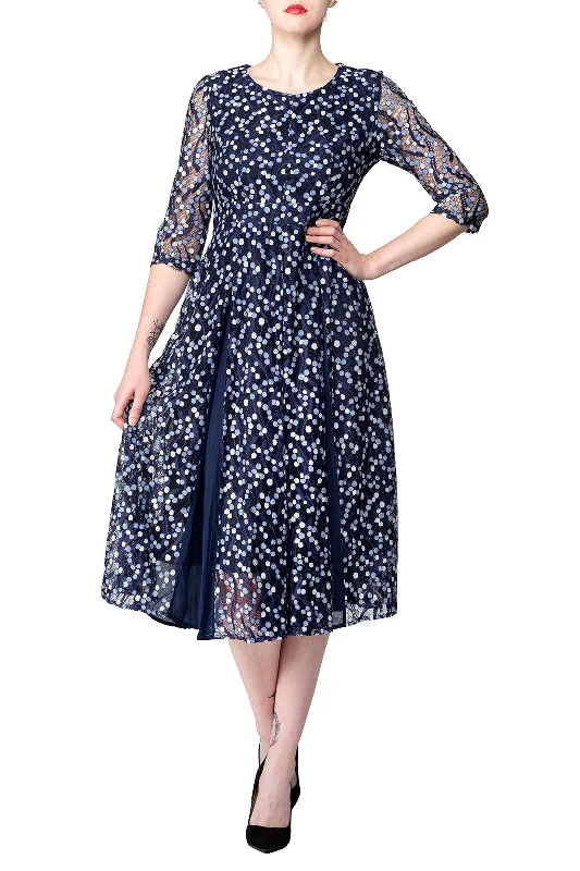 Super Bargain SCANDINAVIA-Lace Fit & Flare dress