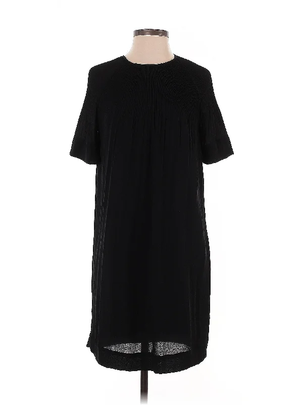 Markdowns Casual Dress