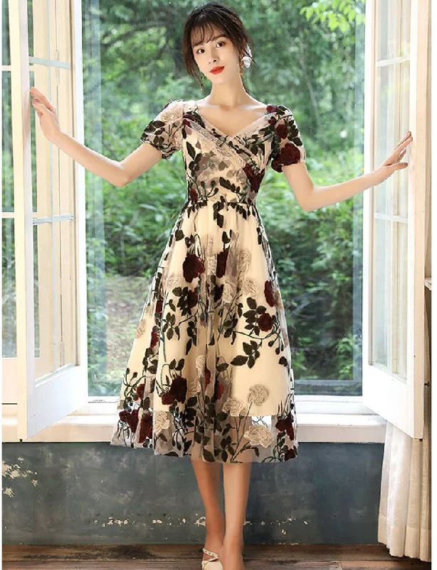 Year-End Clearance Short Sleeve Embroidered Tulle A-line Dress