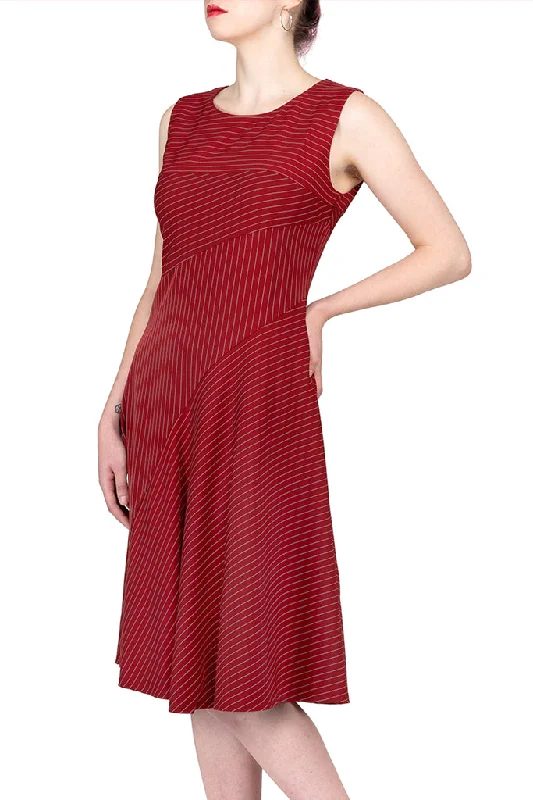 elegant maxi dressAolixue-Sleeveless Stripe Contrast A-line Dress