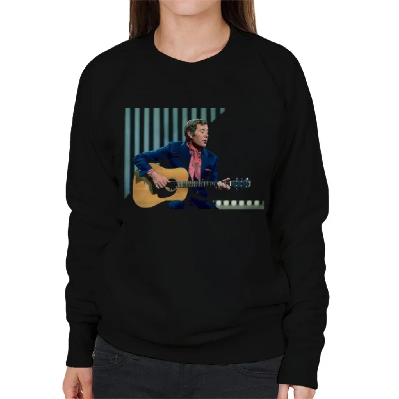 Exclusive Access TV Times Val Doonican Playing Guitar 1972 Women's Sweatshirt