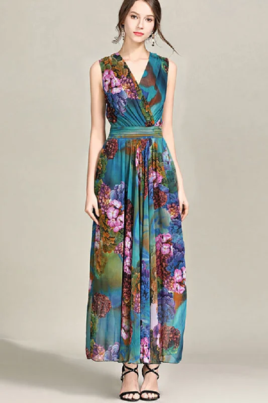 Exclusive Access SLEEVELESS FLORAL SURPLICE DRESS