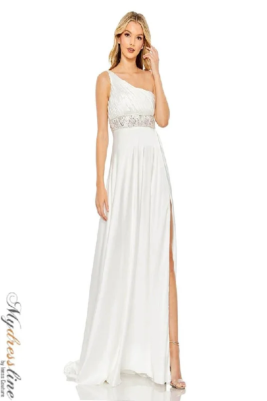 Year-End Sale Mac Duggal 68170