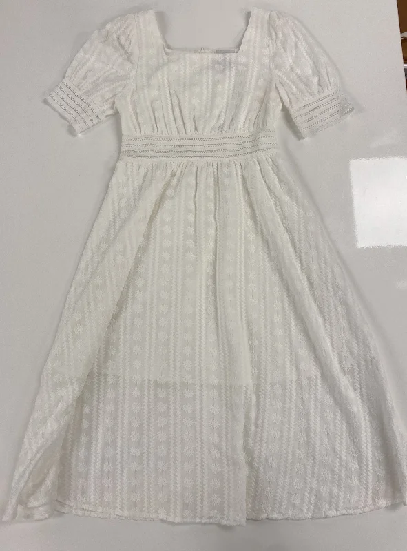 Flash Sale Short Sleeve White Embroidered Vintage Midi Dress