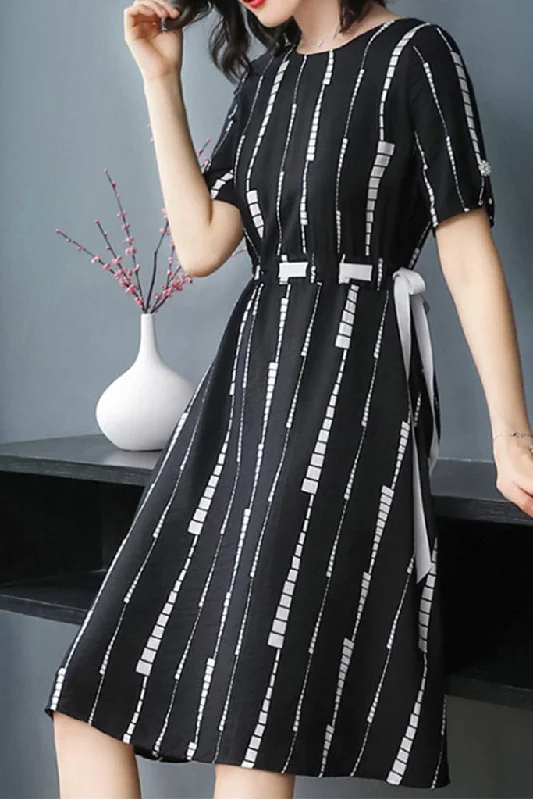New Deals Short Sleeve Waist Drawstring O-neck Midi Dress