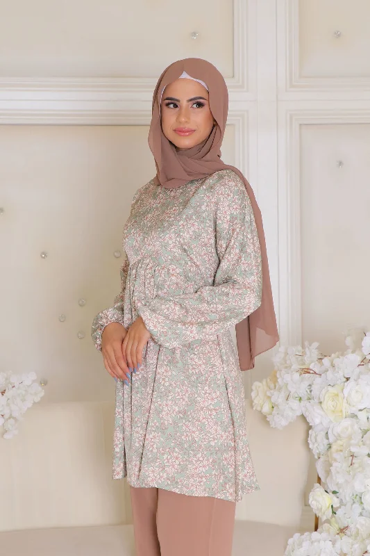 Price Break kim Floral Smock Top- Light Sage