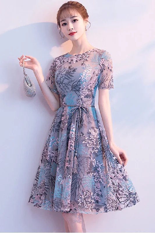 Deal Dash Short Sleeve Embroidered Tulle Midi Dress