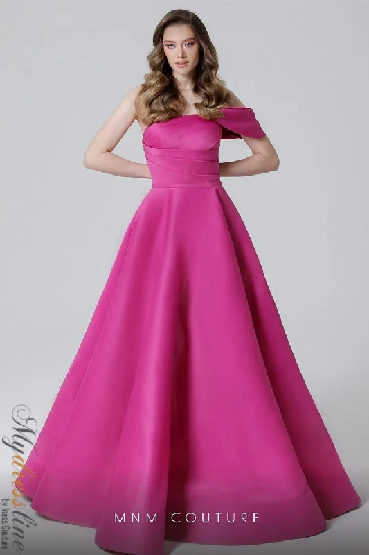 Online Specials MNM Couture N0455