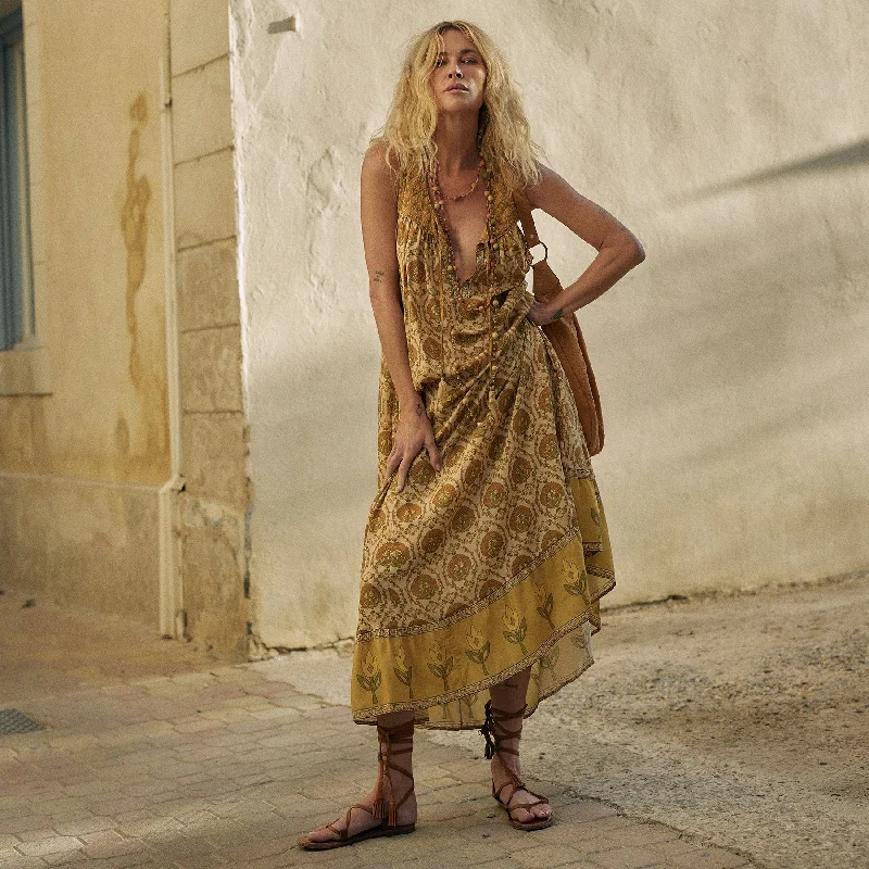 Loyalty Reward Château Maxi Sundress